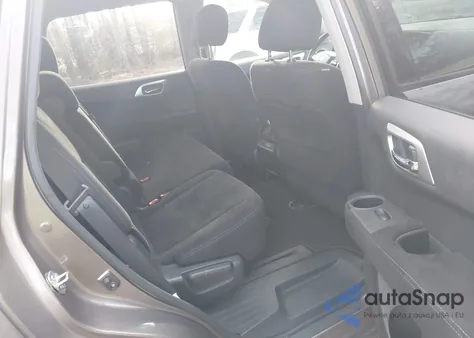 2013 Nissan Pathfinder Sv z USA, uszkodzony, nr VIN 5N1AR2MN9DC615772